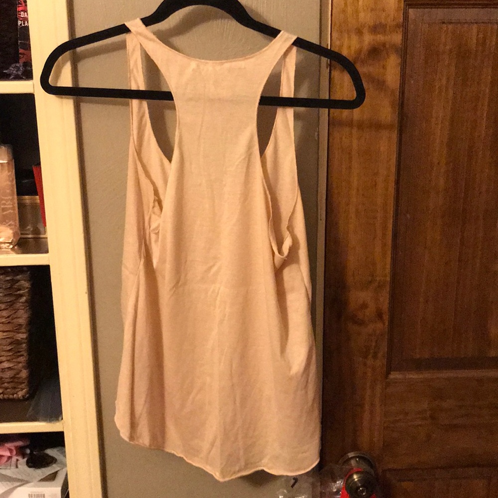 Light pink Razorback tee - Picture 2 of 2